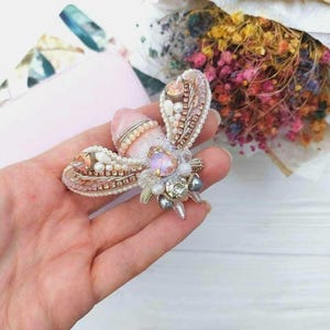 Cicada brooch pin Beaded embroidery Beetle brooch pin Fly brooch pin Insect brooch Statement jewelry Unique jewelry Bug brooch pin