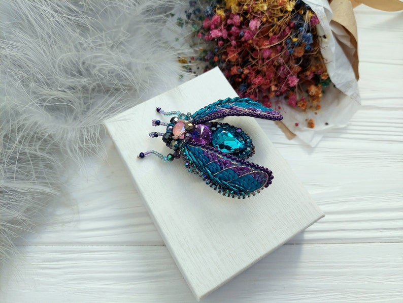 Beaded Cicada brooch pin Beetle brooch pin Fly brooch pin Embroidered brooch Insect brooch Statement jewelry Unique jewelry Bug brooch pin image 8
