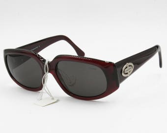 CHARME mod. 7222 oversize polygonal sunglasses Burgundy Red acetate with logos on arms, Deadstock 1980s sunnies