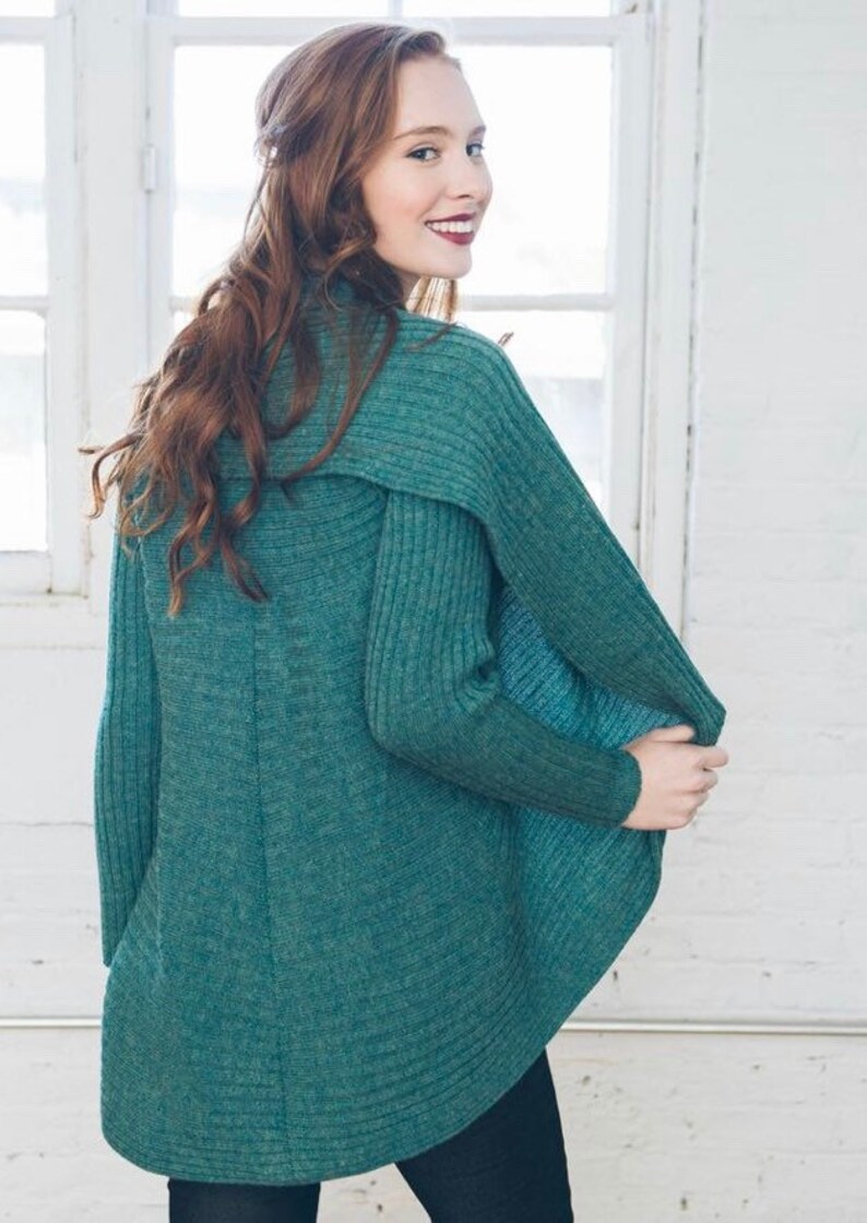 Half moon / alpaca wool sweater image 9