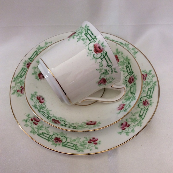 Antique Trio/TeaCup