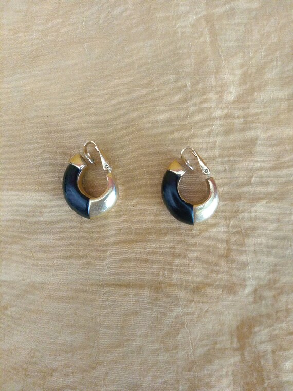 "TRIFARI" earrings / Black Trifari earrings