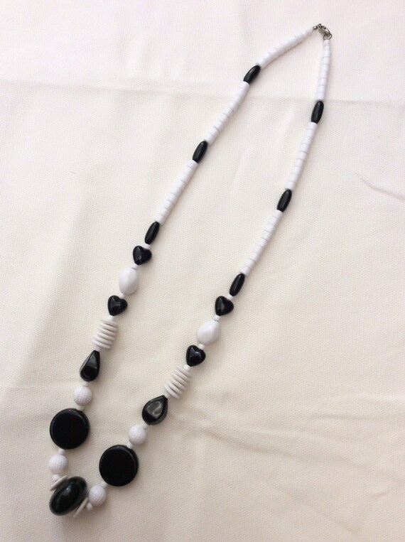 Black and white vintage necklace/ Long vintage ne… - image 4