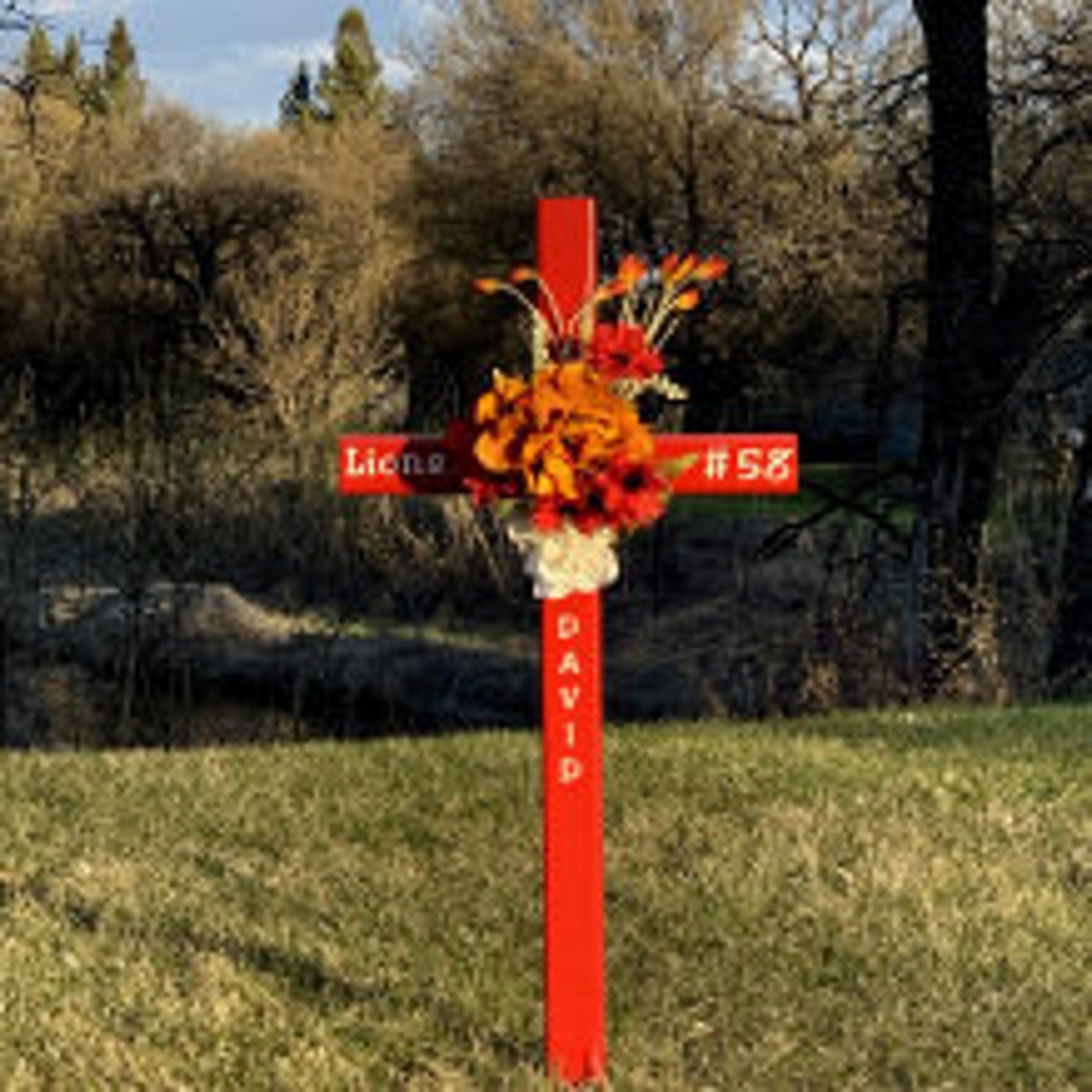 Roadway cross//memorial cross// roadside cross//grave site Etsy