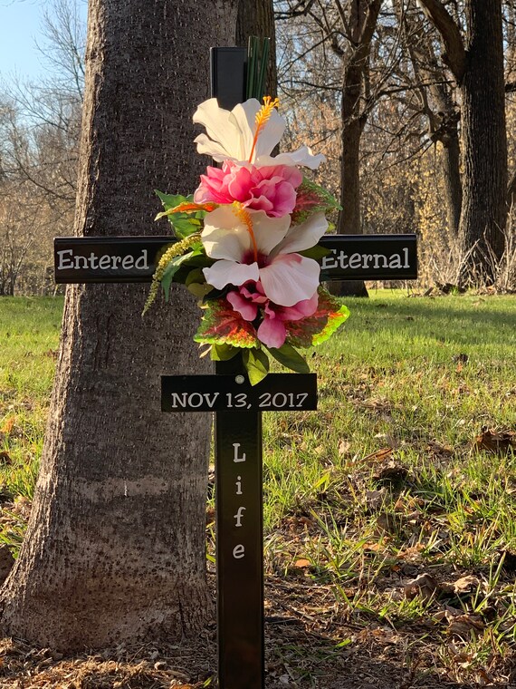 STEEL roadside memorial cross// personalized roadside cross// grave