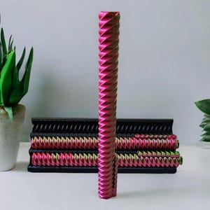 Set of 3 Fidget Pens with Stand
