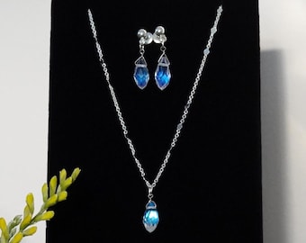 Minimalistisches Kristall Tropfen Schmuck Set, Silber Ohrringe und Kette, Hochzeitsschmuck, Blau Irisierende Glastropfen, Fairycore Schmuck