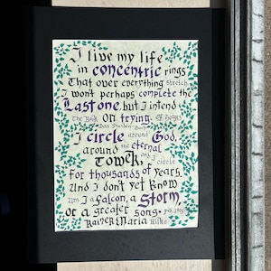 Poema de Rainer Rilke Caligrafia original // Eu vivo minha vida em círculos concêntricos //