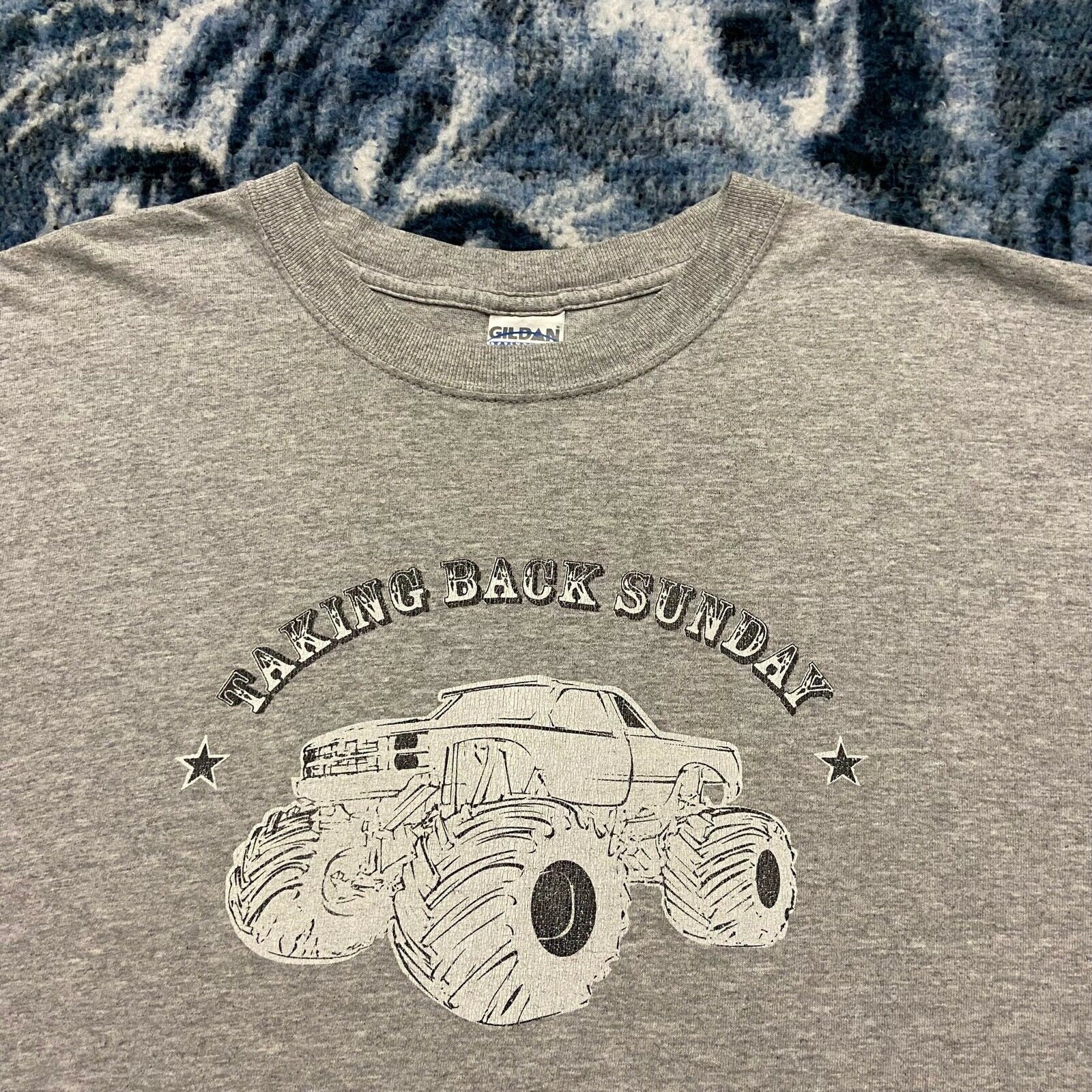 Sunday Shirt Band Tee 