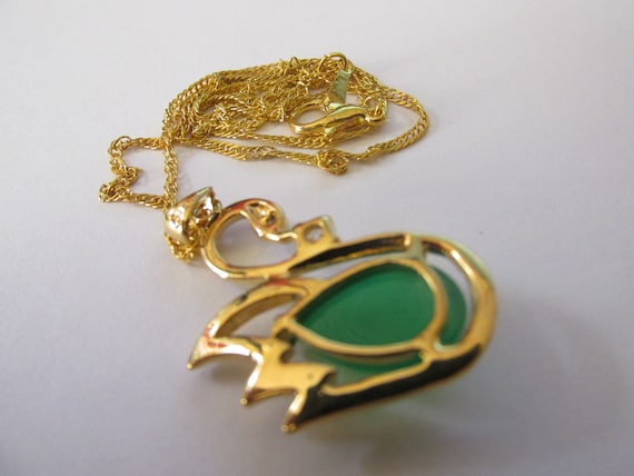 Green Jade Teardrop Gold Tone Metallic Swan Penda… - image 3
