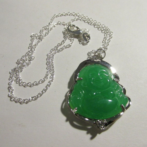 Mehrunnisa Green Jade Stone Buddha Pendant Necklace - Unisex (JWL1871) :  Amazon.in: Fashion