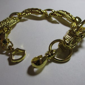 Gold Tone Chinese Dragon Twisted Chain Link Bracelet, 7 1/2&quot;