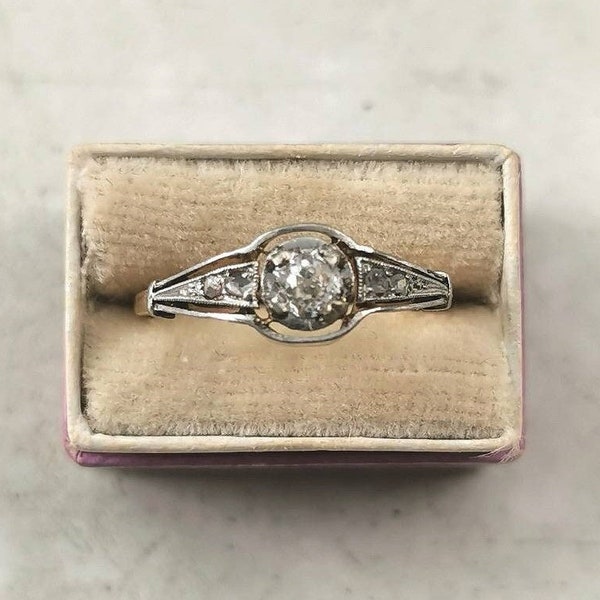 Art Deco French 18k Yellow Gold Old Mine and Rose Cut Diamond Ring - Engagement Ring - Right Hand Ring - Eagle Head - Size 6