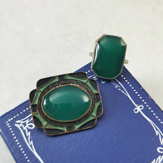 Art Deco Chrysoprase Glass Ring and Brooch SET - … - image 1