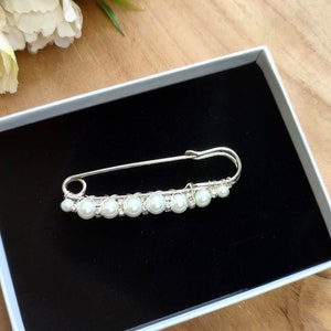 Silver wedding train pin with rhinestones, Pearl Bridal dress train clip, Bridal gown back train brooch AT0012