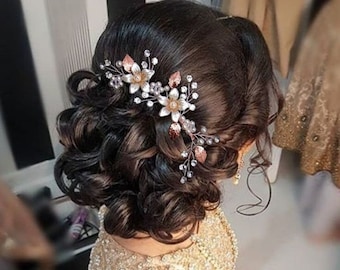 Romantic wedding hair comb, Pearl bridal hair comb with floral elements & rhinestones, Rose gold wedding headpiece PG0030