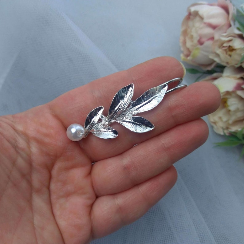 Spilla per treno nuziale, spilla con foglia d'argento e fiore, clip per treno per abito da sposa, spilla per treno sul retro dell'abito da sposa AT0006 immagine 3