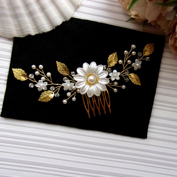 Bijou de cheveux mariage avec fleurs, feuilles et perles, Grand peigne à cheveux floral pour arrière-tête PG0036