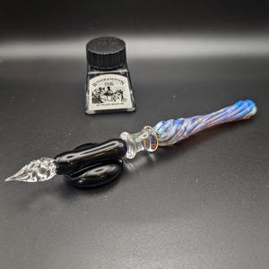 Penna a immersione di lusso, blu cobalto con impugnatura ottica testurizzata, penna calligrafica in vetro fatta a mano