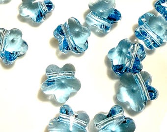 オリジナルスワロフスキー®アクアマリンビーズ 8mm フラワービーズ 2個