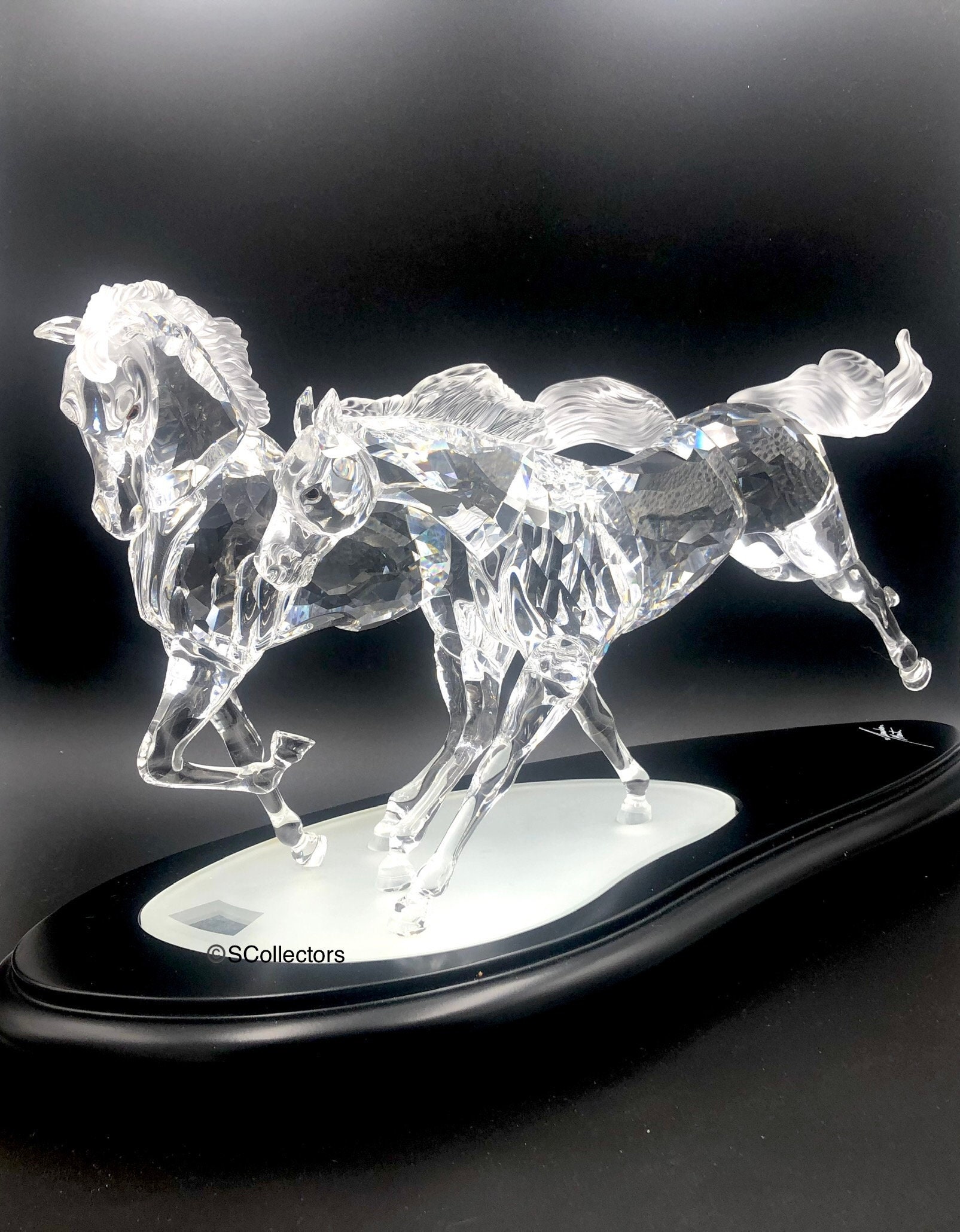 Swarovski 馬のクリスタルフィギュア Swarovski 馬のクリスタルフィギュア