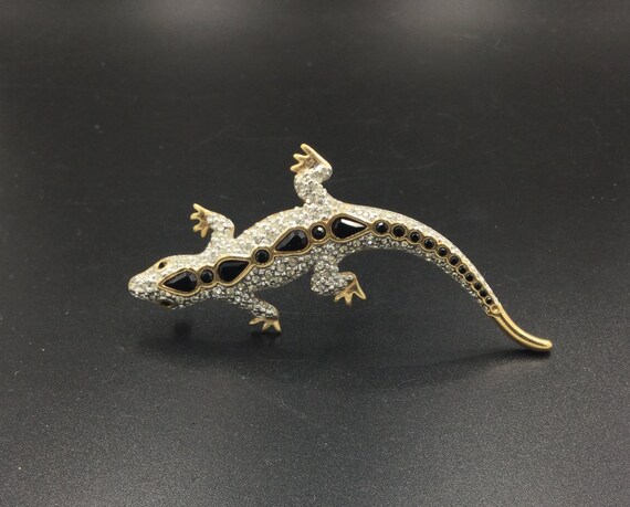 Swarovski pins retired best sale
