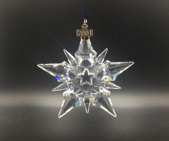 Mika様　スワロフスキー 雪の結晶 2001年限定 Swarovski Crystal 2001 Snowflake Ornament, Star Christmas