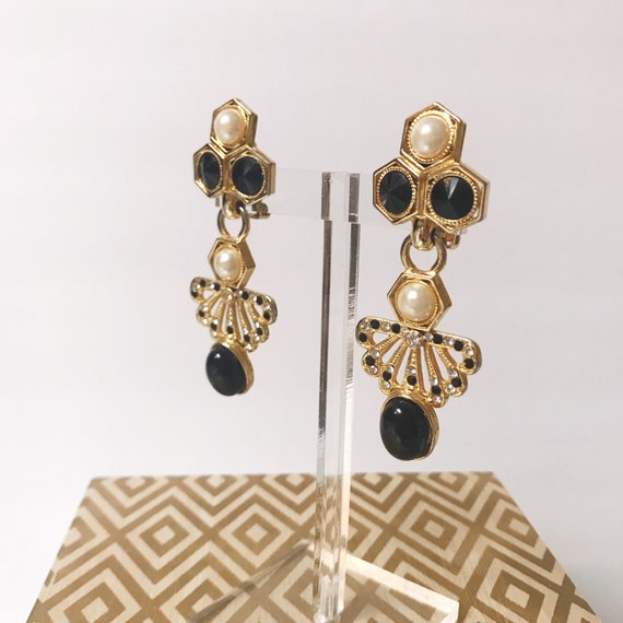 Gorgeous Silver Vintage Designed Earrings from the 70s