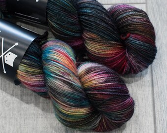 Canadian Hand-dyed yarn. 80/20 Superwash BFL/Nylon. 113g 400yards. Ready to Ship. Blue-Faced Leister. Nyan. Multicolored Rainbow and black