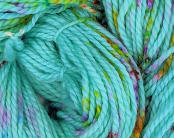 Bulky weight merino yarn. 80/20 Superwash Merino/Nylon. Chunky Weight yarn. Multicolored yarn. Speckled Yarn. Bright Blue | David Bowie PUF