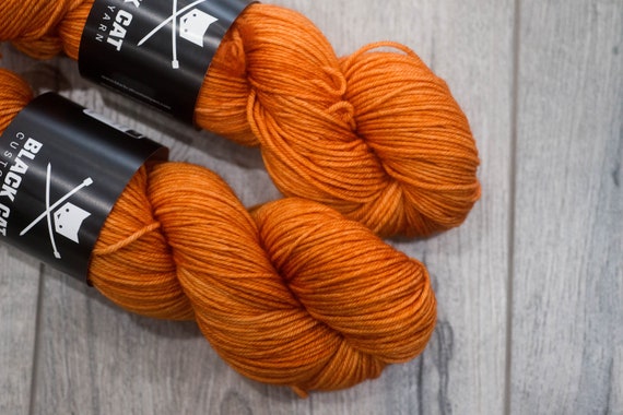 Terokkar Double Knit Weight yarn DK weight merino yarn 100/% Superwash Merino Sweater weight yarn Multi-colored brown green and purple