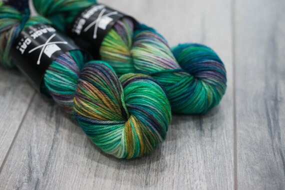 Medium Weight yarn Multicolored Green Yarn Worsted weight merino yarn 100/% Superwash Merino Sweater weight yarn Endor