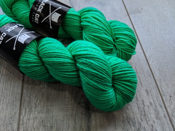 Medium Weight yarn Multicolored Green Yarn Worsted weight merino yarn 100/% Superwash Merino Sweater weight yarn Endor