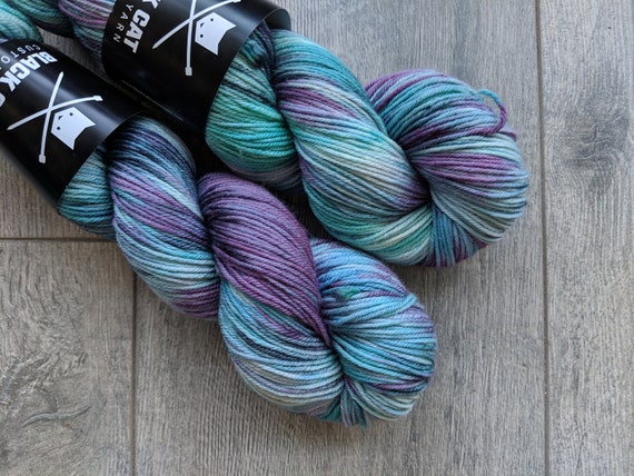 Terokkar Double Knit Weight yarn DK weight merino yarn 100/% Superwash Merino Sweater weight yarn Multi-colored brown green and purple