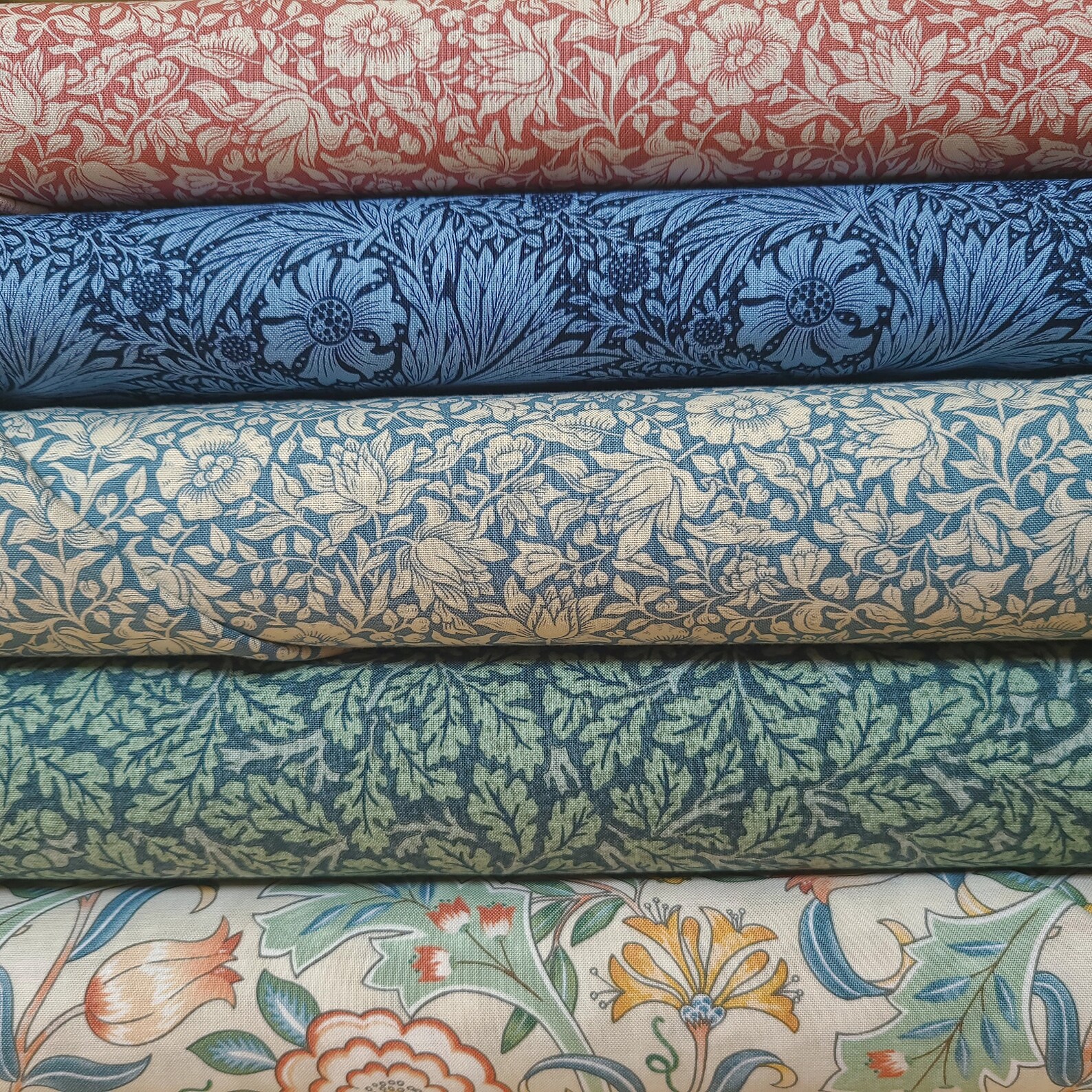 Orkney Oak Indigo William Morris & Co Cotton Quilt Fabric Free Etsy