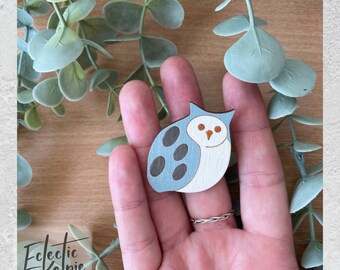 Hand-Painted Owl Brooch/Fridge Magnet - Laser Cut Birch Wood - Scarf Pin Gift/Office Organisation - Cute, Contemporary & Stylised