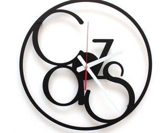 TIK TAK: Unconventional wall clock time