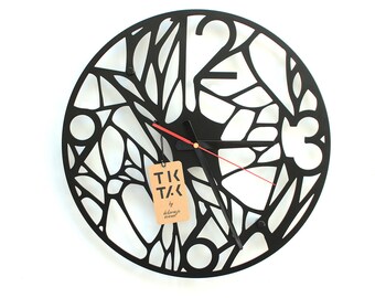 TIK TAK: Unconventional clock/Gras decoration