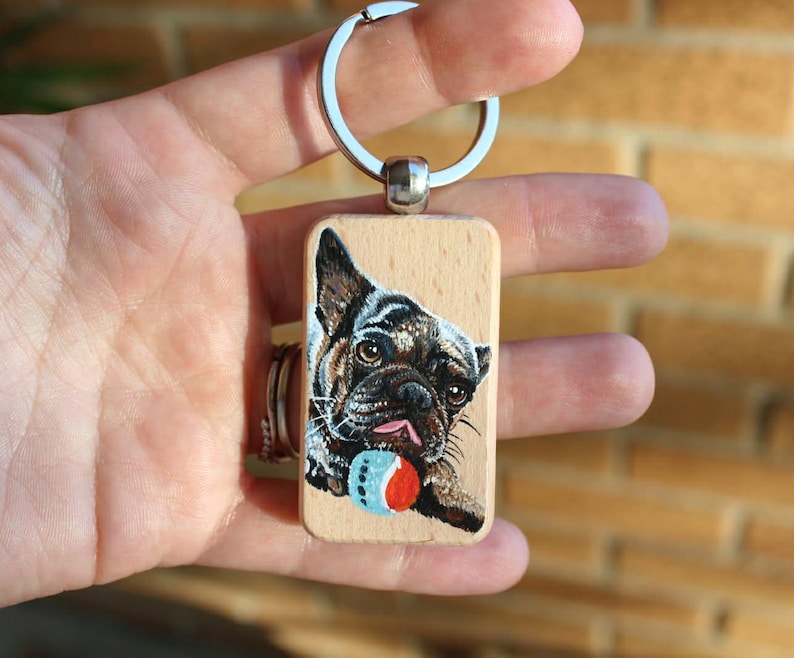 Hand-Painted Wooden Pet Keychain, Custom Portrait on Wood, Personalized Dog or Cat Gift Accessory zdjęcie 8