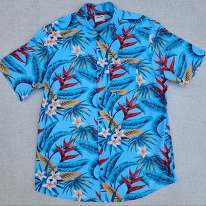Hawaiian Shirt, Aloha Hawaii Shirt, HURLEY Hawaiian Shirt, Tropical Foliage Design Beach Shirt, Cotton/Spandex Camp Shirt, Men&#39;s Size L