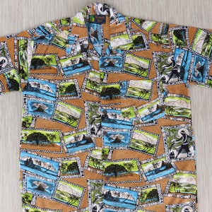 Hawaii-Shirt Männer ROUNDY BAY Hula Mädchen Aloha Shirt Hawaii Postkarte Tribal Mosaik Mod Funky Strand Party Shirt - L - Oahu Lew Shirt Shack