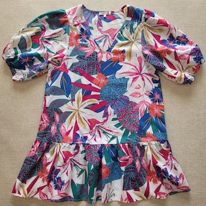 Ladies Hawaiian Beach Wear, Women&#39;s SUNDRY Mini Dress, Funky Tropical Floral Blouse, Lite Weight 100% Cotton Swimsuit Cover Up, Woman Size S