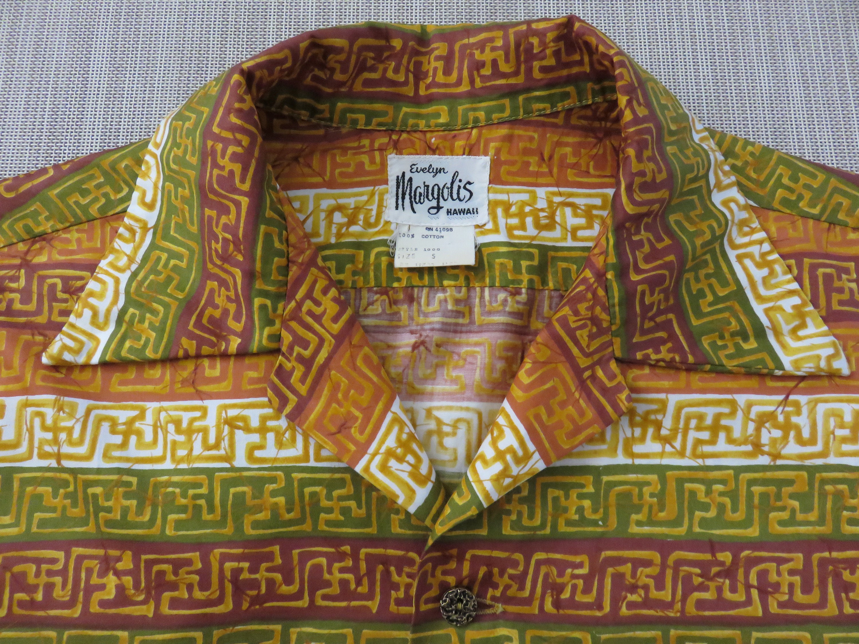 Vintage Hawaiian Shirt EVELYN MARGOLIS Hawaii 1960s Aloha