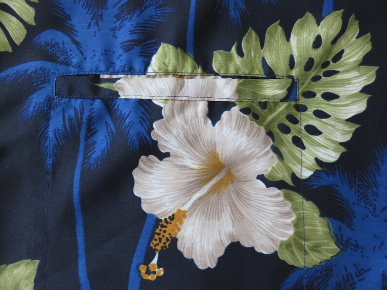 Oahu Lew/'s Shirt Shack Hawaiian Shirt RIMA Blue Hawaii Aloha Shirt Palm Tree Hibiscus Flower Power Party Paradise Island Fave Men Camp L