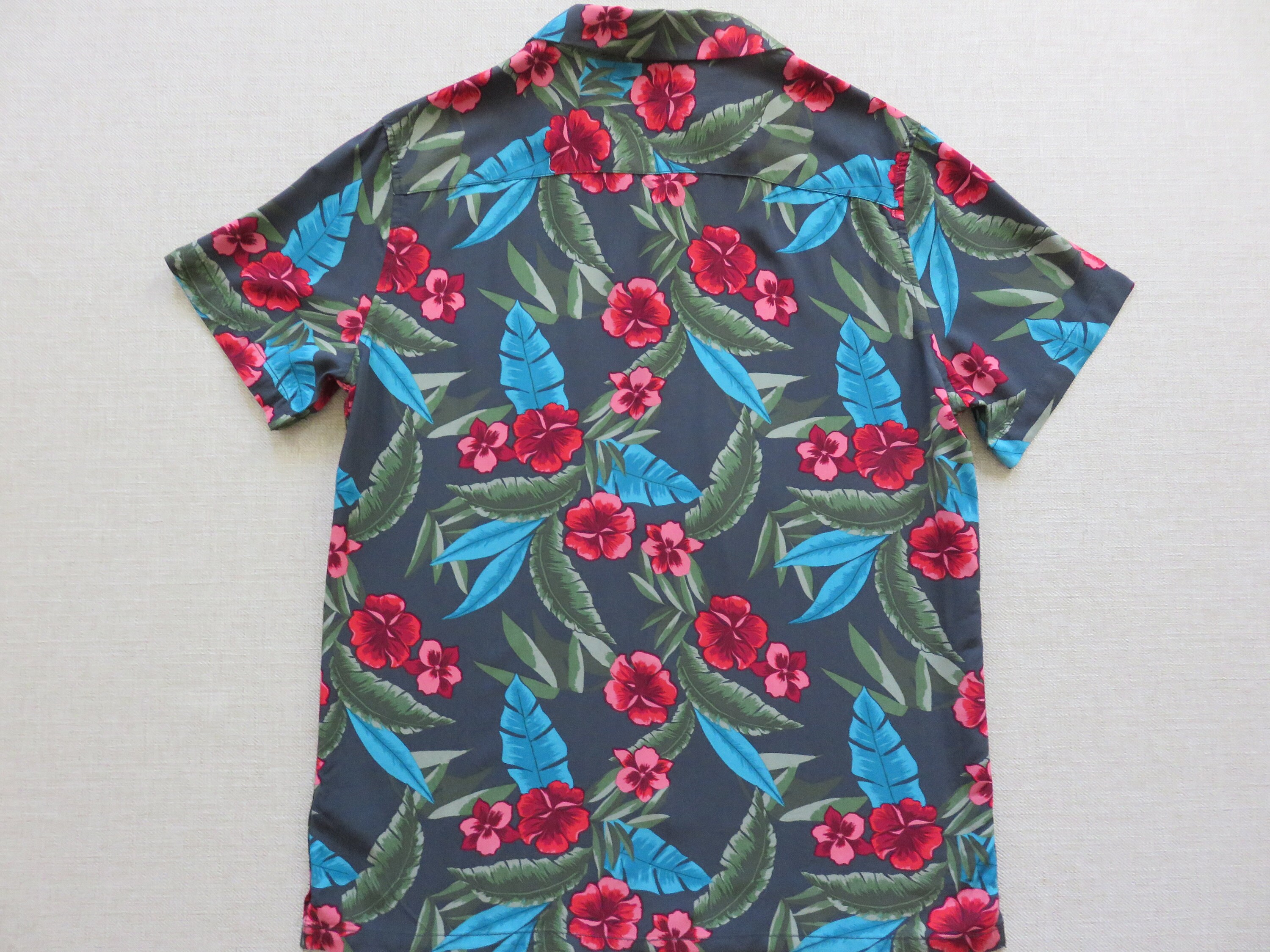 Camiseta High x Disney Aloha Preta – unltd.