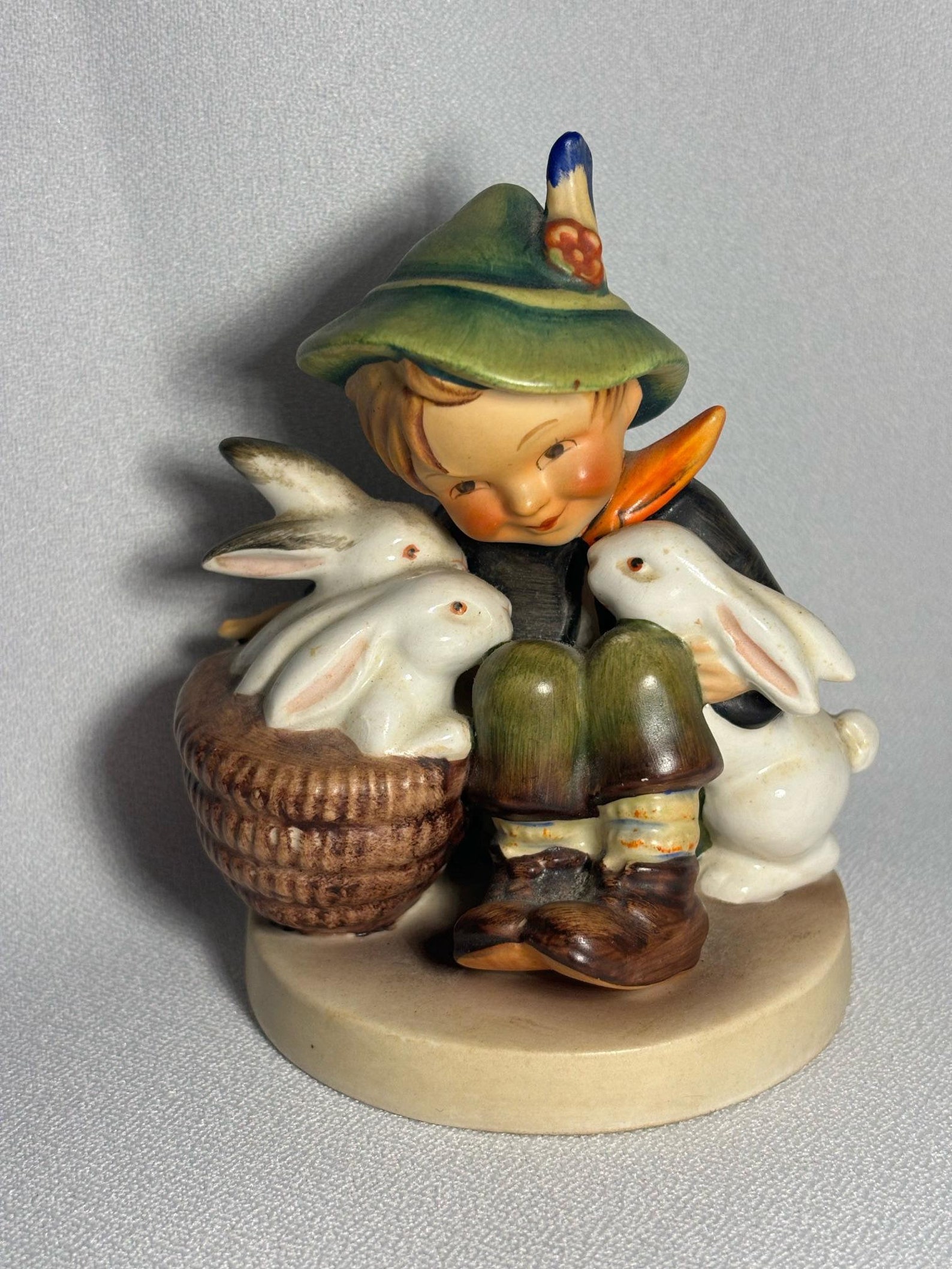 Rare TMK 2 1950 1959 Hummel Playmates Boy Bunnies Figurine Crown TMK 2