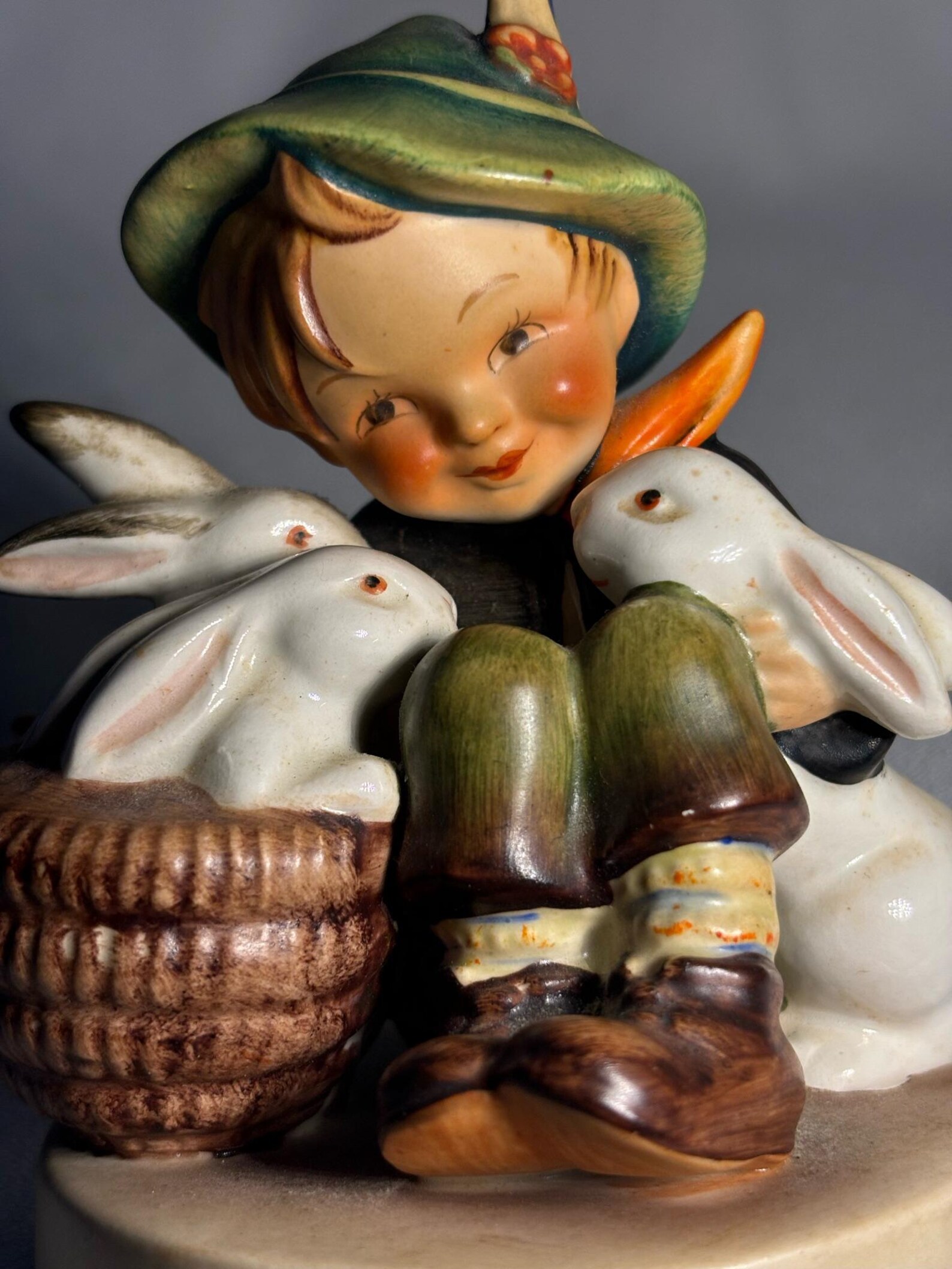 Rare TMK 2 1950 1959 Hummel Playmates Boy Bunnies Figurine Crown TMK 2