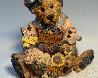 Boyds Bears Justina the Message Bearer