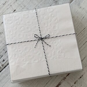 Cotton & Linen Napkins with Safari Animals, Set of 4 Tied with Jute