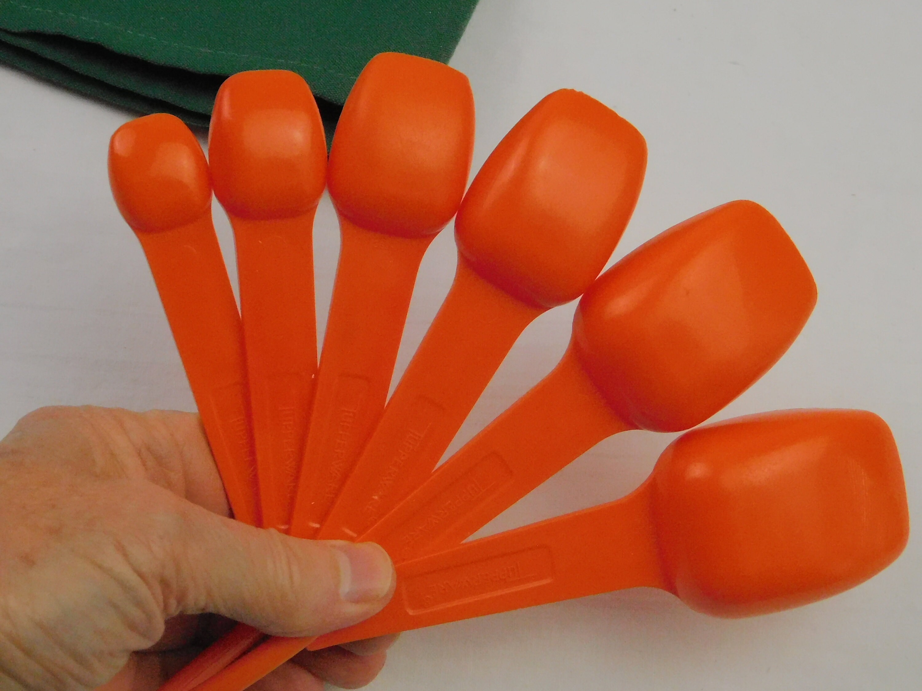 Vintage Orange Tupperware Plastic Measuring Spoons, Set. US